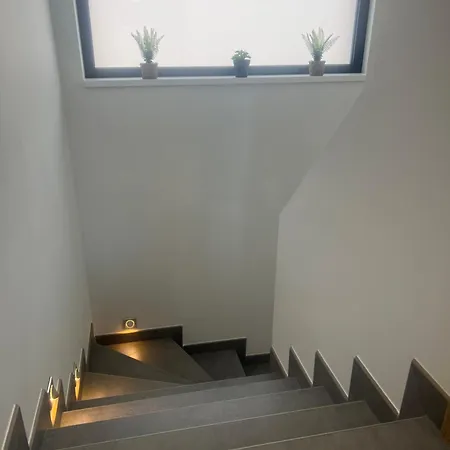 Aqua Detente Villa *